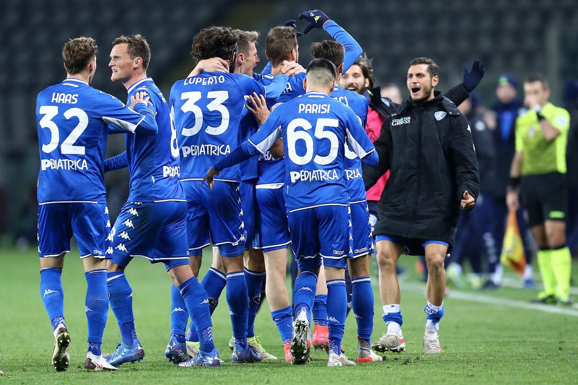 的足球市场 的足球市场